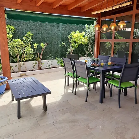 Сasa de vacaciones Tartanas Two Bedroom *