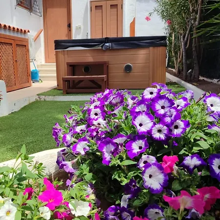 Tartanas Two Bedroom Сasa de vacaciones