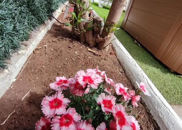 Tartanas Two Bedroom 別荘